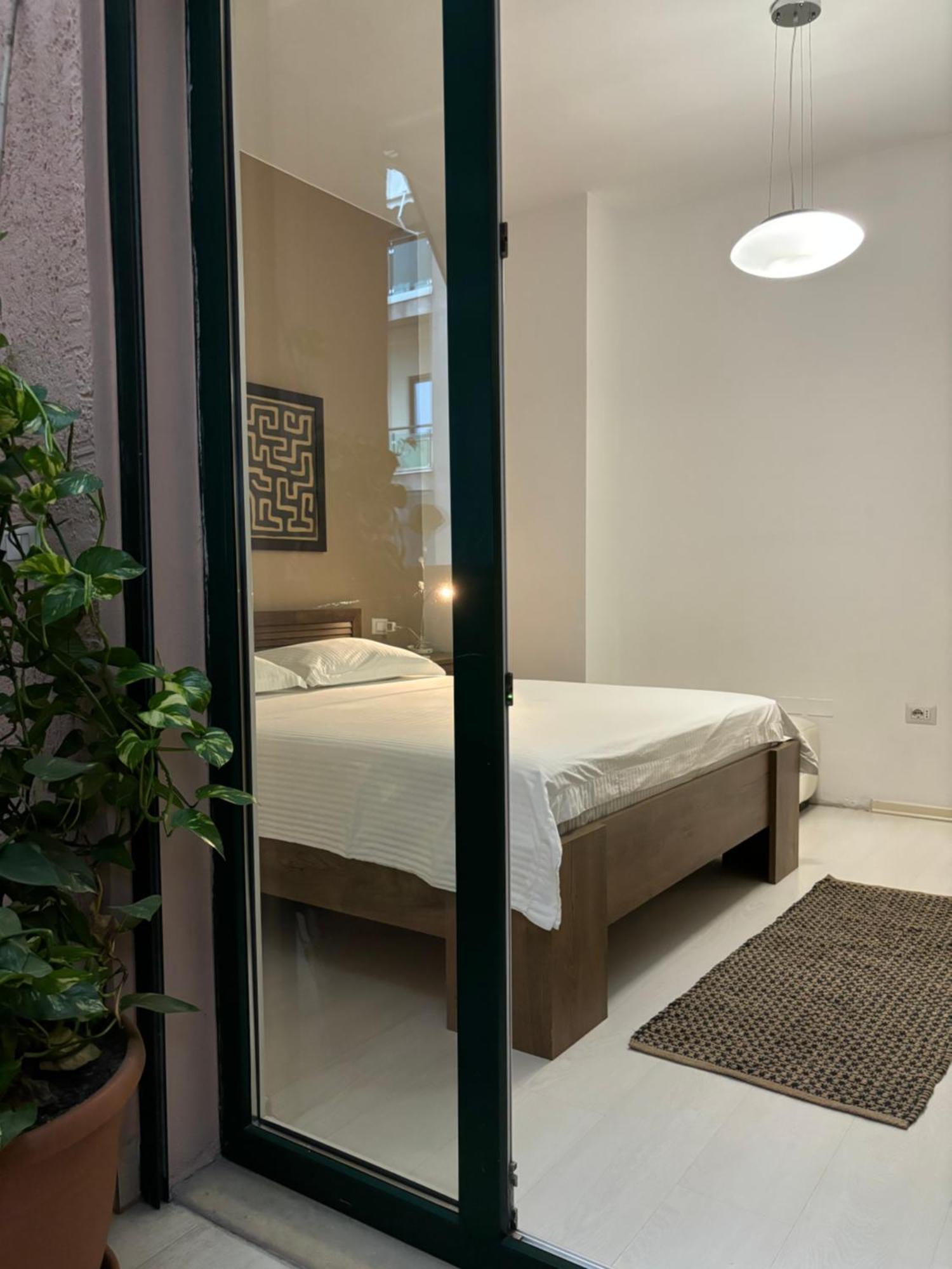 טיראנה Tam Serviced 2Bdr Apartment City Center No6 מראה חיצוני תמונה