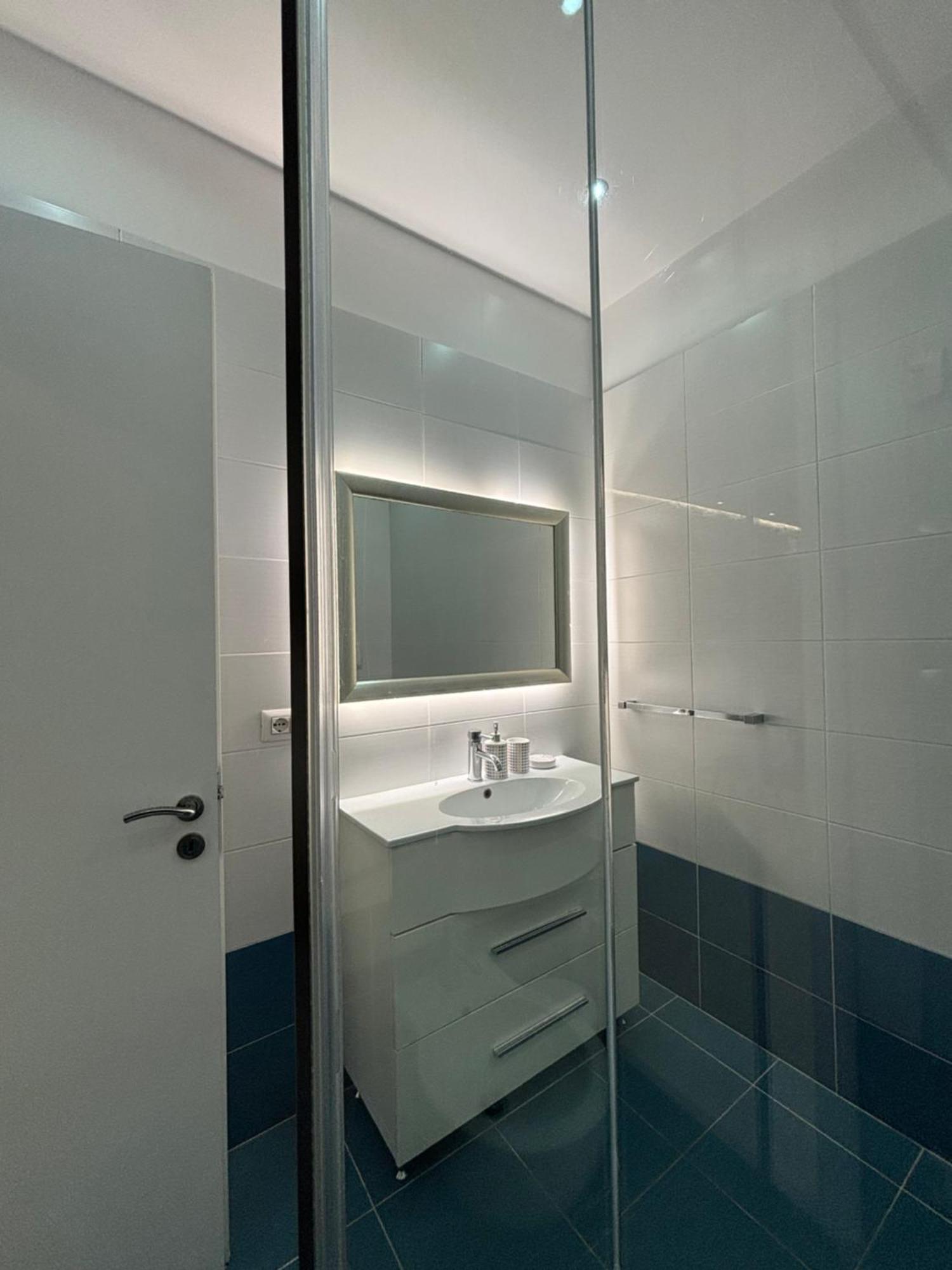 טיראנה Tam Serviced 2Bdr Apartment City Center No6 מראה חיצוני תמונה