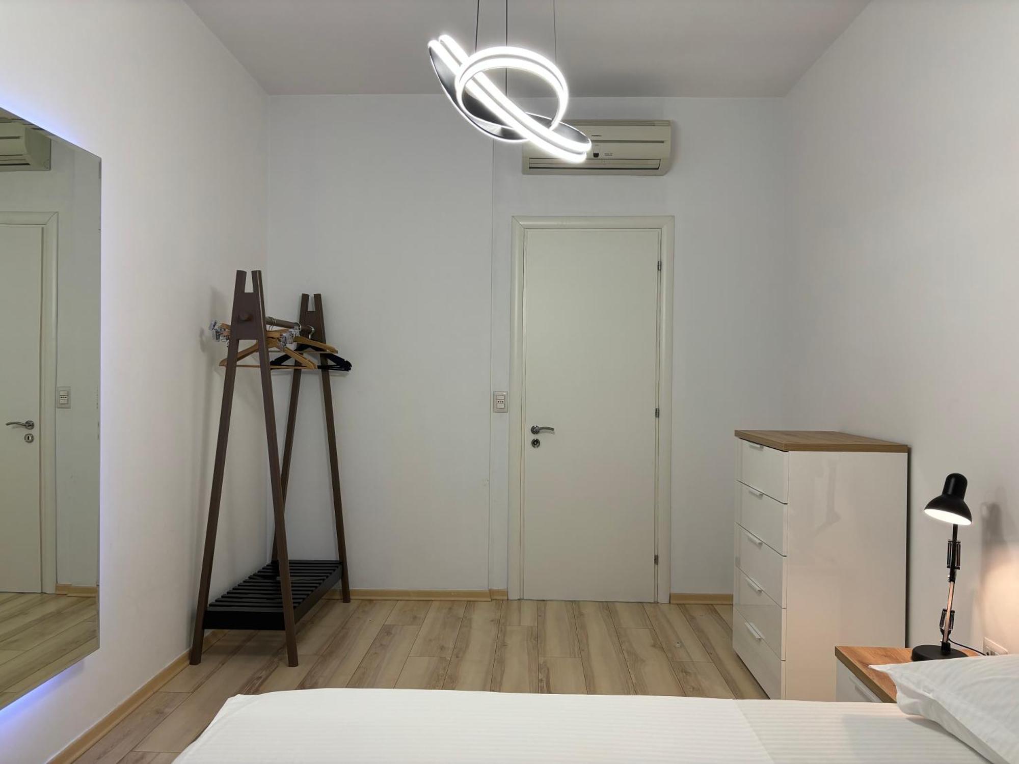 טיראנה Tam Serviced 2Bdr Apartment City Center No6 מראה חיצוני תמונה