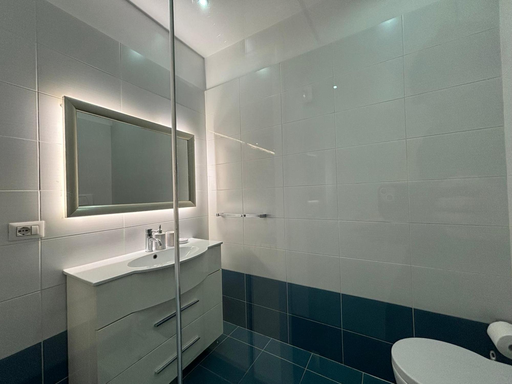 טיראנה Tam Serviced 2Bdr Apartment City Center No6 מראה חיצוני תמונה