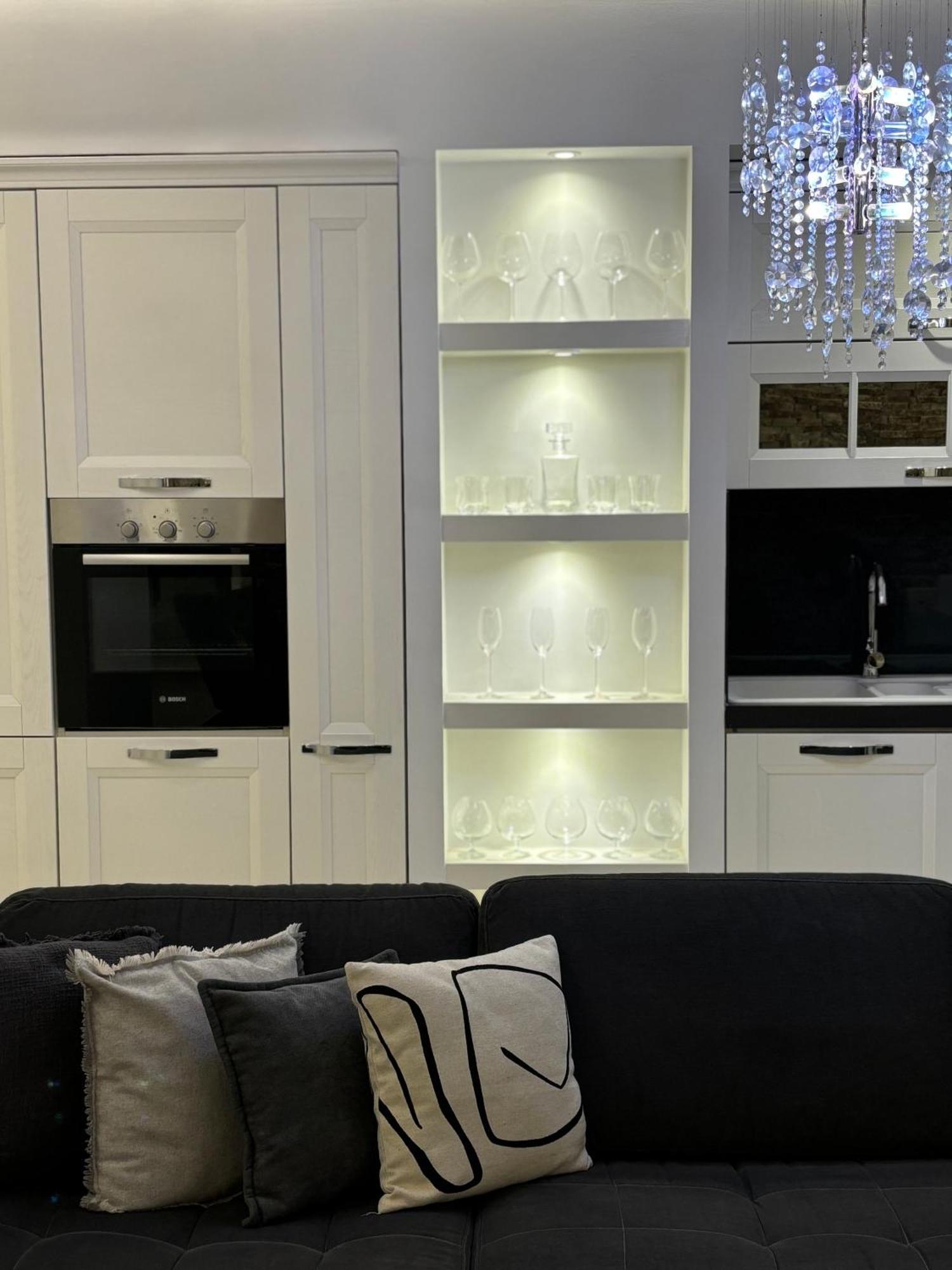 טיראנה Tam Serviced 2Bdr Apartment City Center No6 מראה חיצוני תמונה