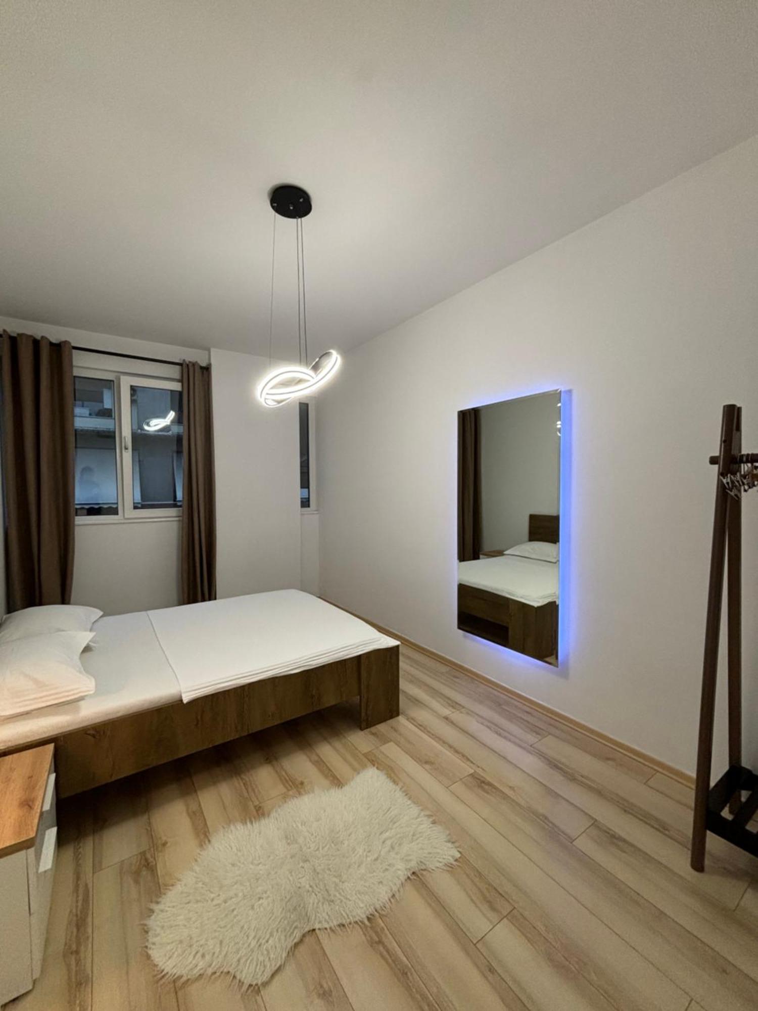 טיראנה Tam Serviced 2Bdr Apartment City Center No6 מראה חיצוני תמונה