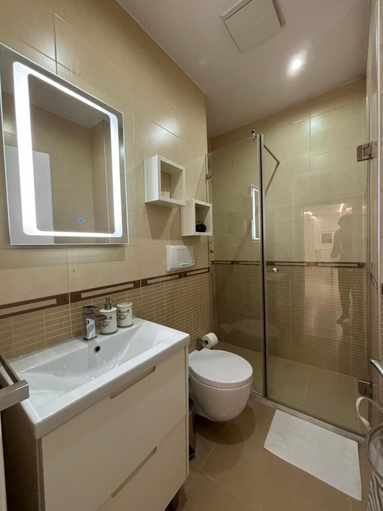 טיראנה Tam Serviced 2Bdr Apartment City Center No6 מראה חיצוני תמונה