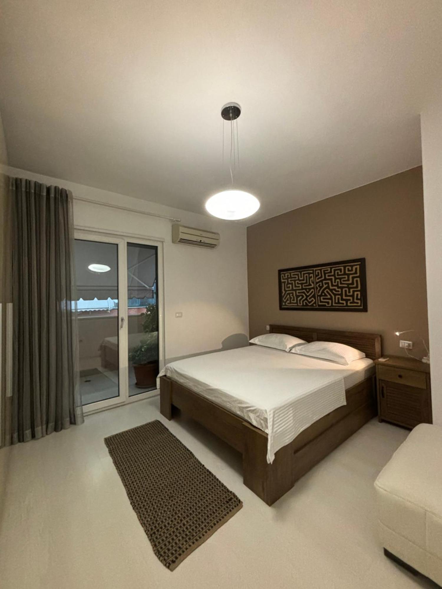 טיראנה Tam Serviced 2Bdr Apartment City Center No6 מראה חיצוני תמונה