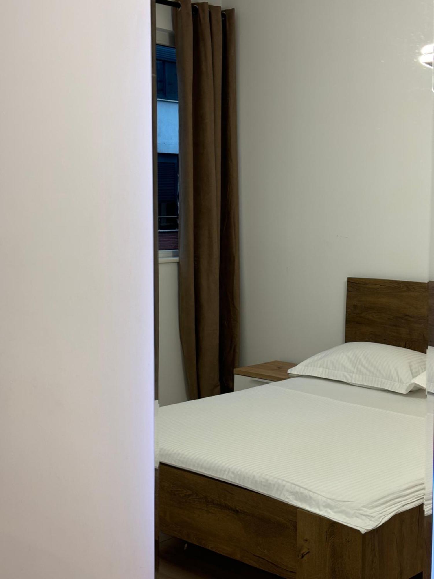 טיראנה Tam Serviced 2Bdr Apartment City Center No6 מראה חיצוני תמונה